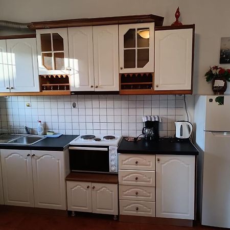 Apartment Rina Саранде Екстериор снимка