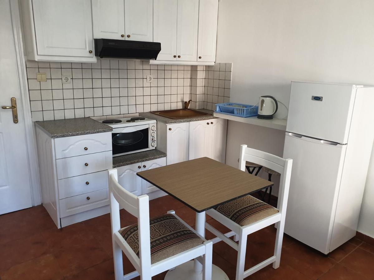Apartment Rina Саранде Екстериор снимка